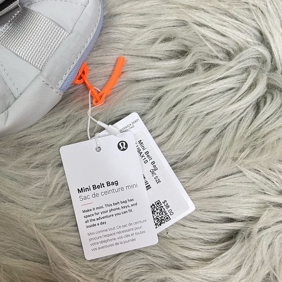 Lululemon everywhere belt bag - Picture 3 of 3